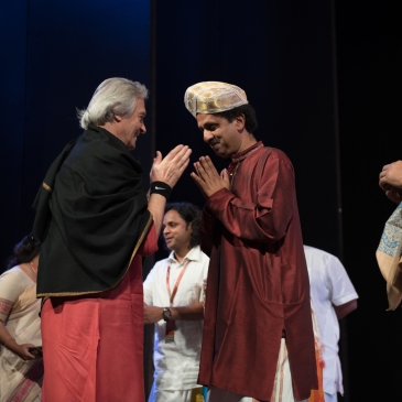 John McLauglin honoring Vidwan Mysore Nagaraj